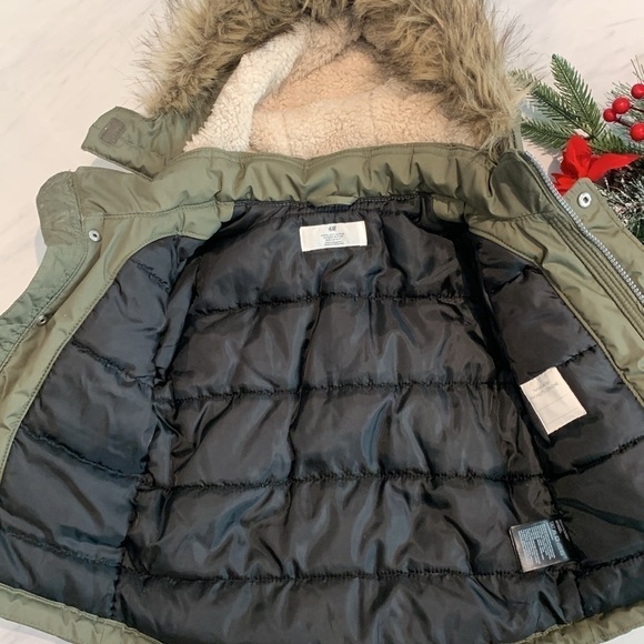 H&M Hooded Zip Front Lined Water Repellent Jacket - Picture 3 of 4